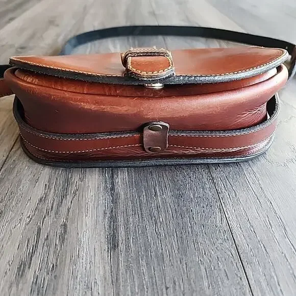 Brown Genuine Leather Equestrian Shoulder Bag Equestrian Gear made in Argentina - Picture 7 of 8